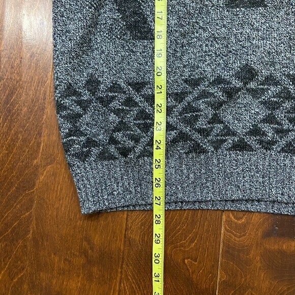 Manor Designs Vintage Acrylic USA Gray Black Pullover Sweater Women's 2XL - Picture 6 of 8